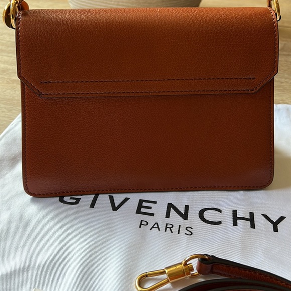 Givenchy Small GV3 Leather & Suede Crossbody Bag Chestnut - Picture 7 of 15